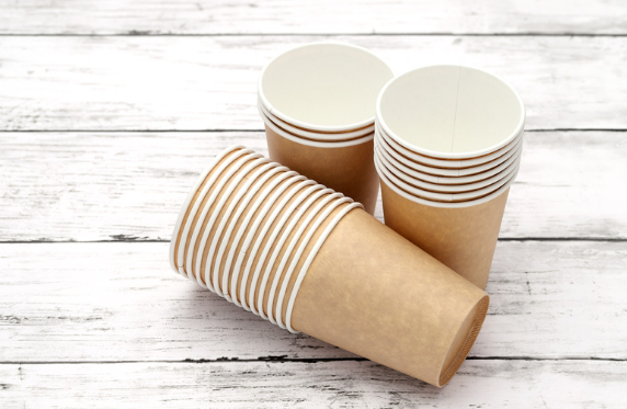 ﻿﻿Les gobelets pour fontaine à eau dans les bureaux : quels sont les avantages et inconvénients ?