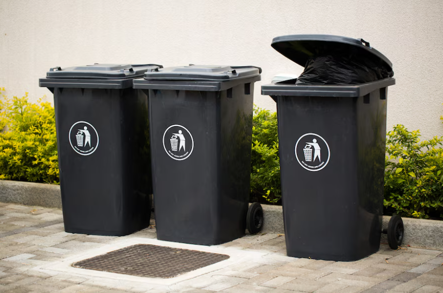 Comment éviter le souillage des conteneurs de sacs poubelles ?