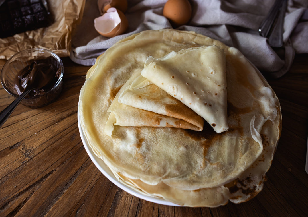 Emballages pour crêpes et desserts : comment sublimer vos produits avec des solutions en carton recyclable ?