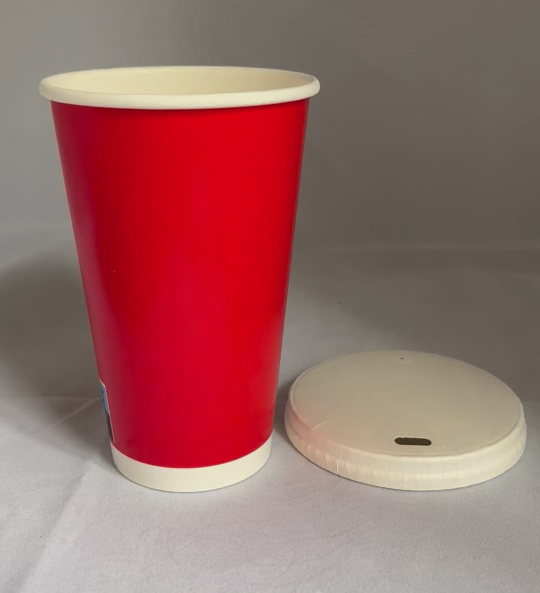 Gobelets carton rouges 50 cl / 16 oz boissons froides - 12 + 260 + 15 g/m²